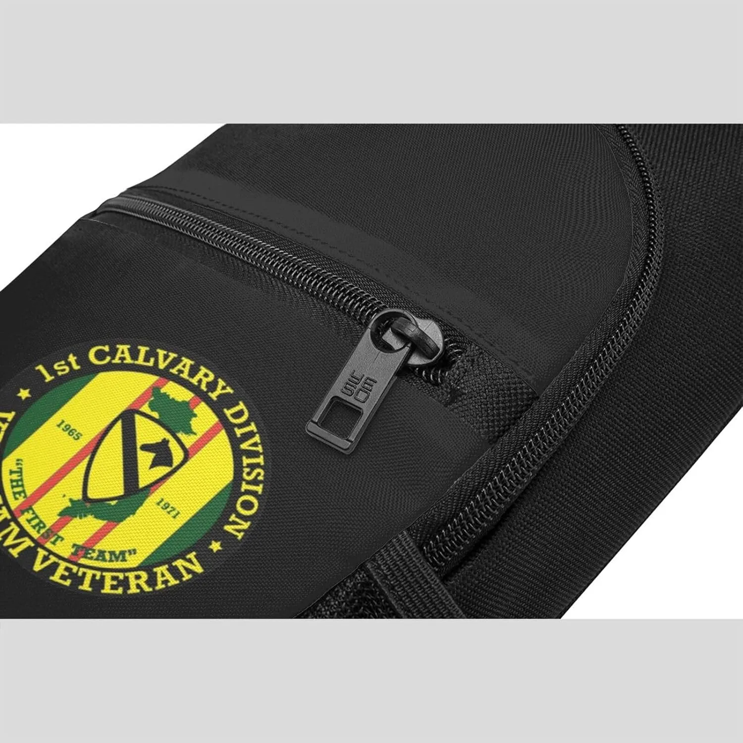 1st Cavalry Division Vietnam Veteran Unisex Chest Bag Lightweight Crossbody Shoulder Bag Travel Pocket