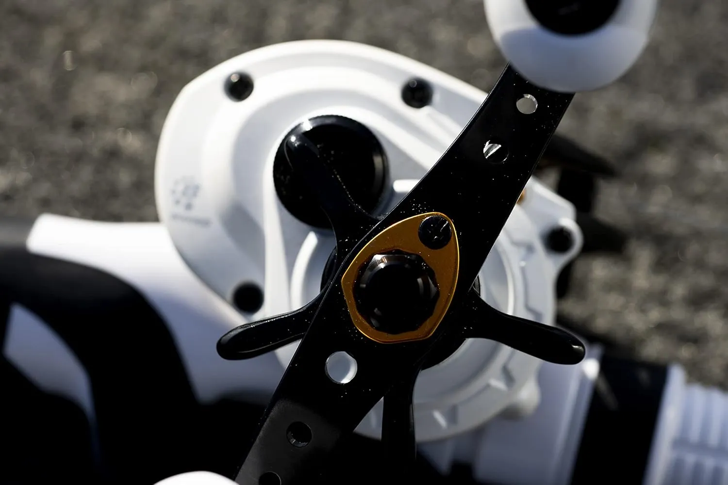 Abu Garcia Max Pro Low Profile Baitcast Fishing Reel