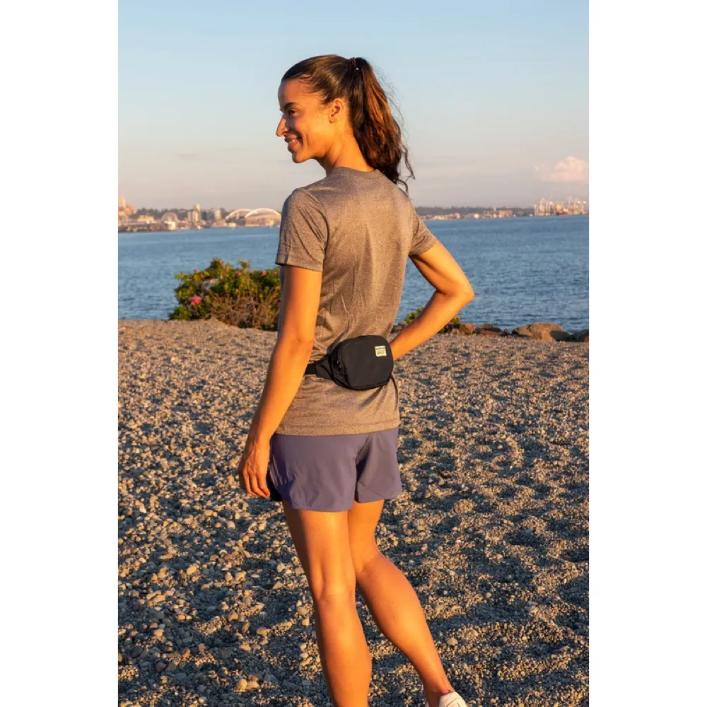 Amphipod R3 Express Convertible Pack in Noir/Slate