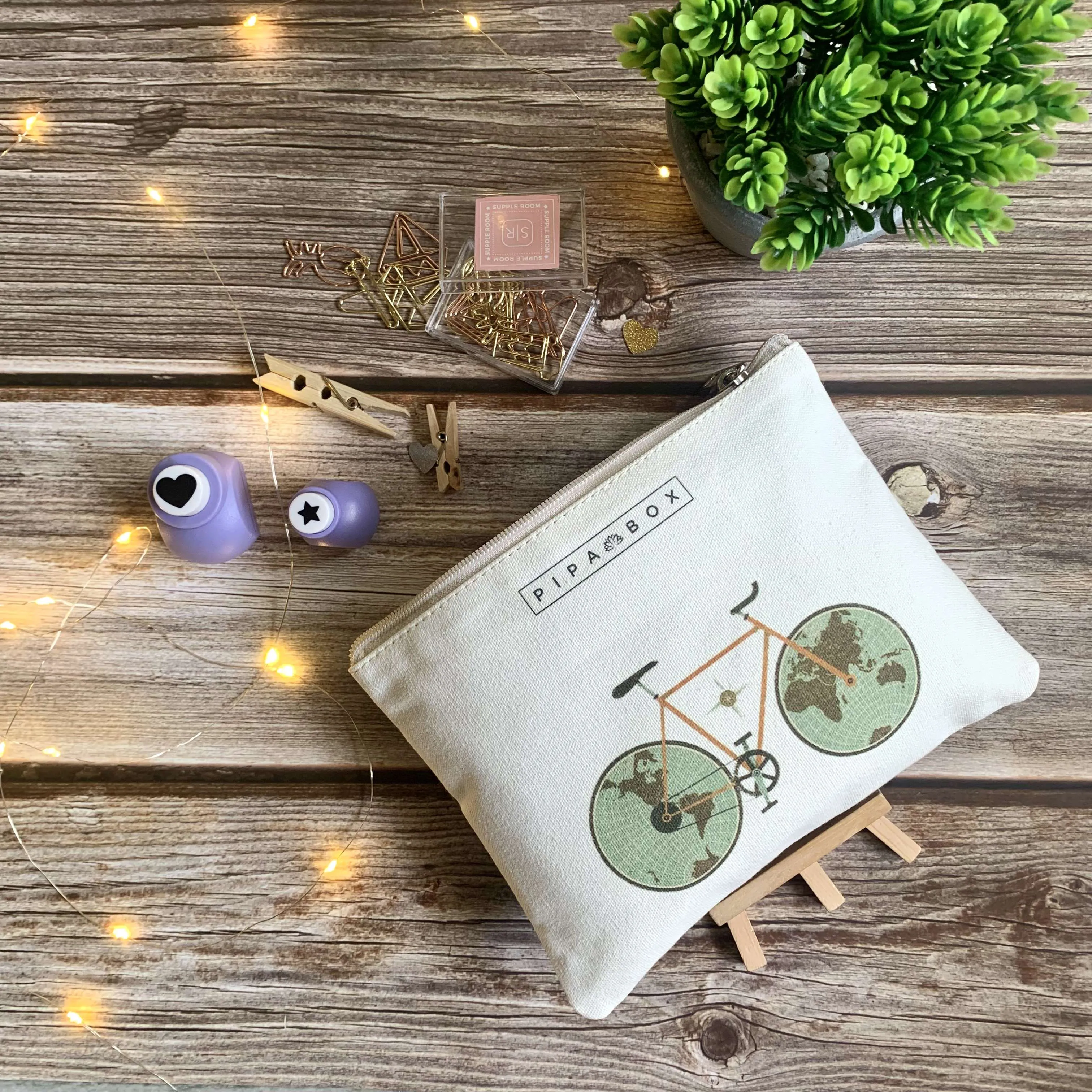 Atlas - Canvas Pouch