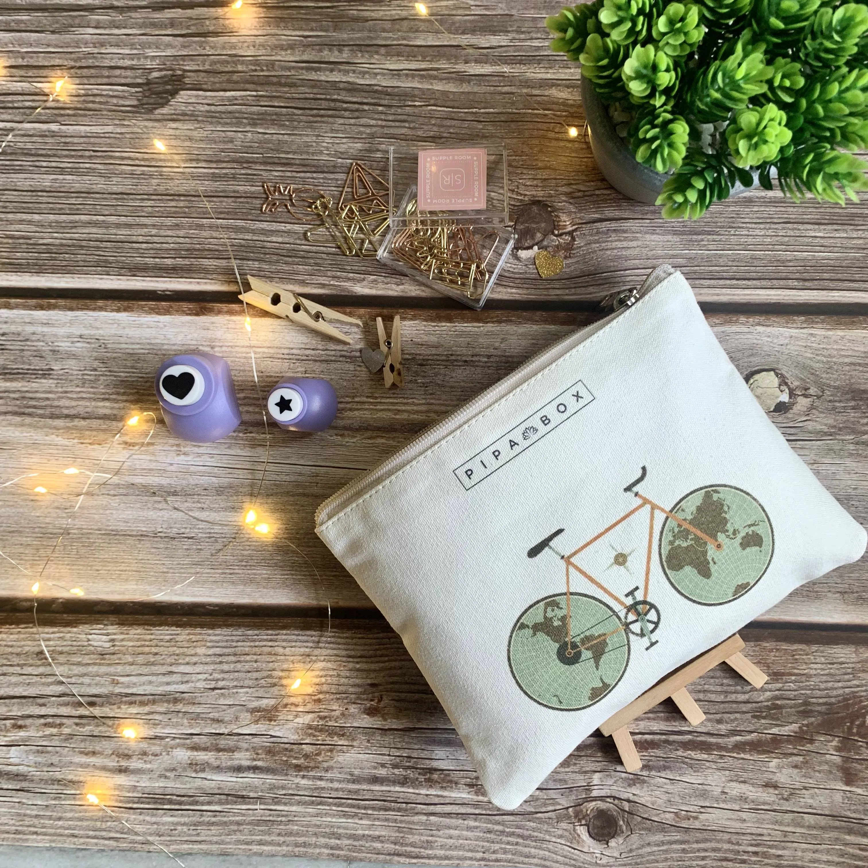 Atlas - Canvas Pouch