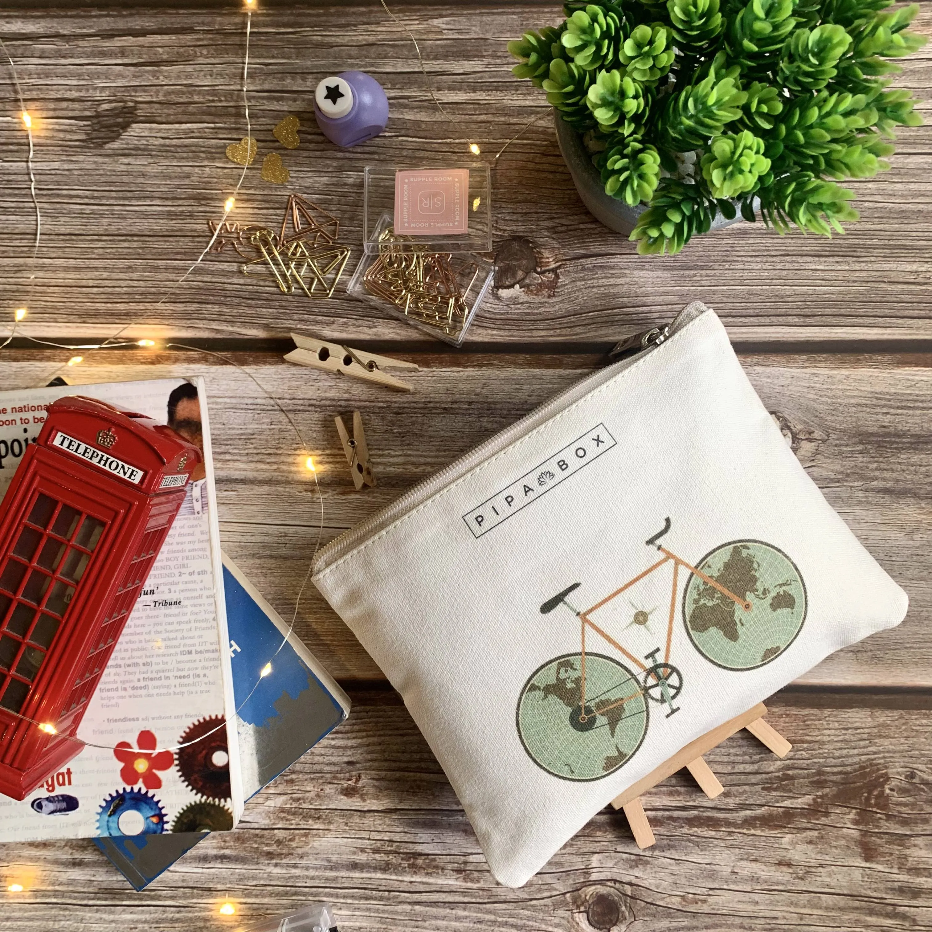 Atlas - Canvas Pouch