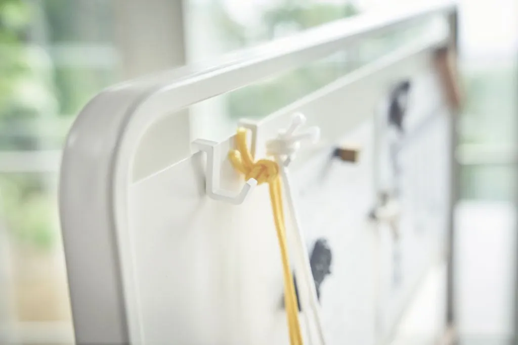 Coat rack with panel - Tower - white