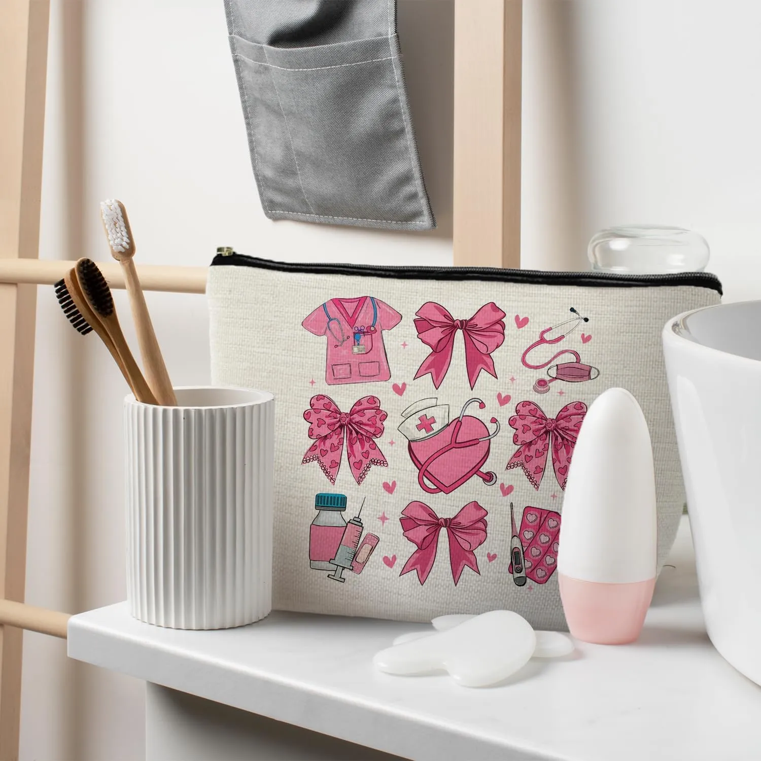 Coquette Pink Bow Nurse Makeup Bag, Nurse Gifts for Women Cosmetic Bags, Nurse Week Gifts Makeup Pouch, Nurse Appreciation Gifts Zipper Pouch