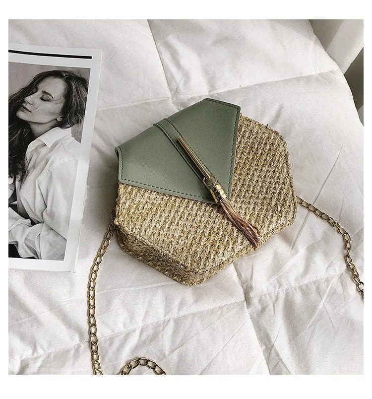 Crossbody single shoulder chain