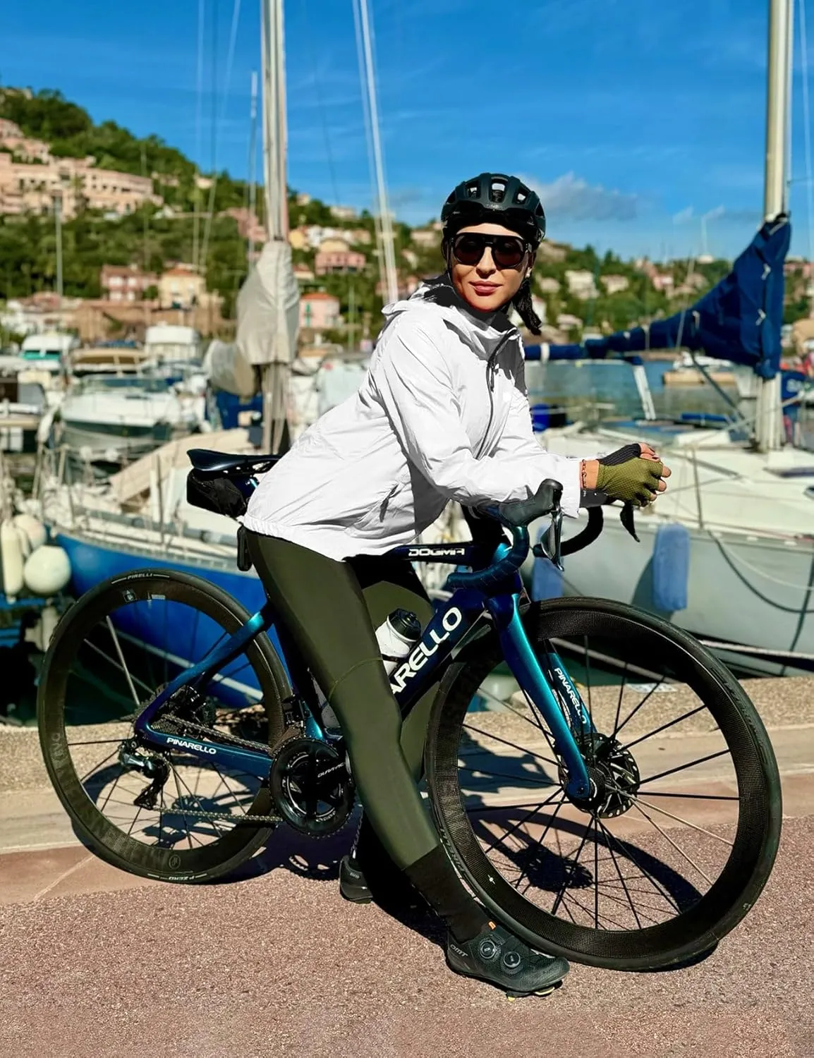 FitsT4 Sports Women's Cycling Running Jackets Lightweight Windproof Bike Windbreaker Reflective with Hooded
