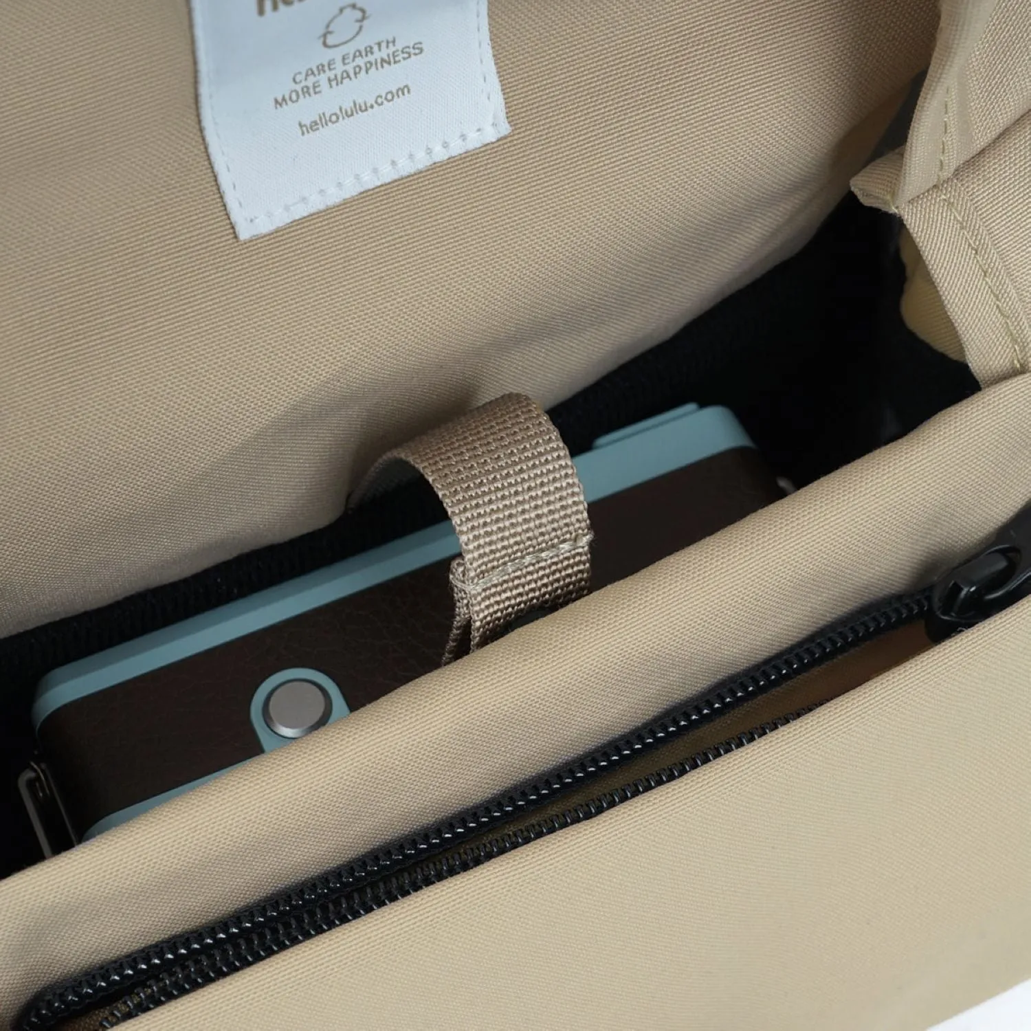 Hellolulu Venus Compact Camera Bag (S) Recycled (Fog Khaki)