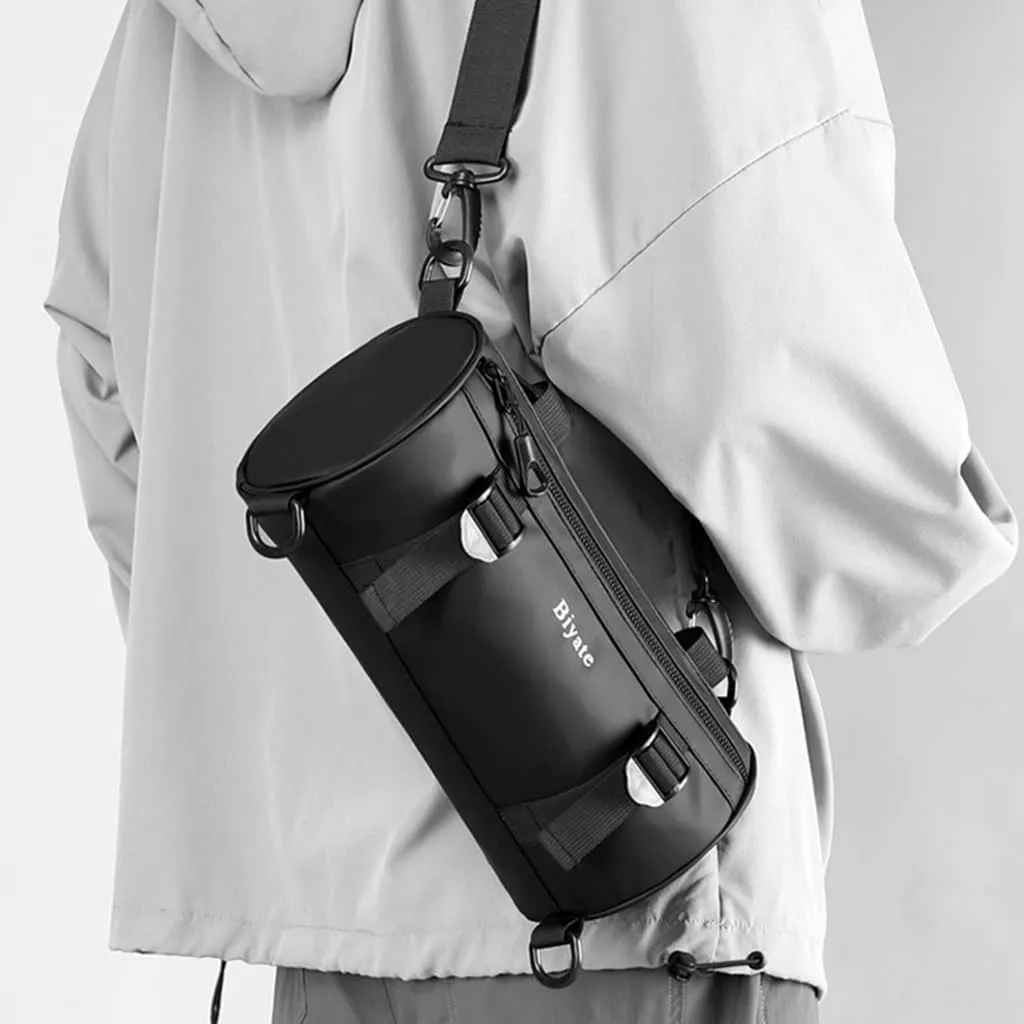 Man Chest Bag Fashion Shoulder Bag Male Crossbody Bag Messengers Bag Round Cylindrical Backpack Rucksack for Running