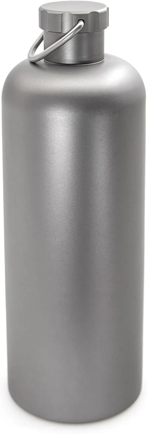 plplaaoo Water Bottle Large Capacity Lightweight Durable Outdoor Camping Pure Portable Water Bottle for Hiking Backpacking Travel Sports (600ml)