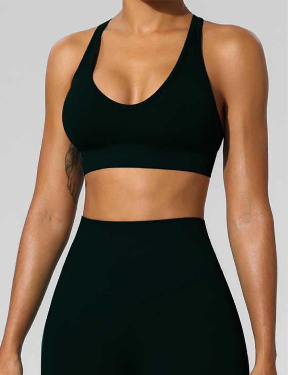 Sports Bra for Women, High Support Criss-Cross Back Padded Strappy Push up Sports Bras with Removable Cups Workout Yoga Top
