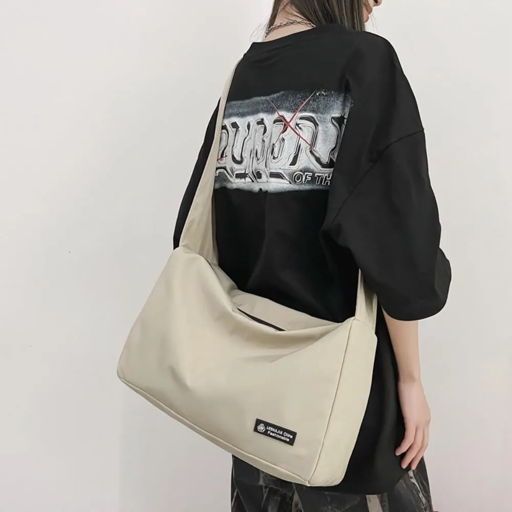 Waterproof Nylon Crossbody Bag Large Capacity Shoulder Bag Travel Bag for Women and Man Sport Bag, Good for Outdoor