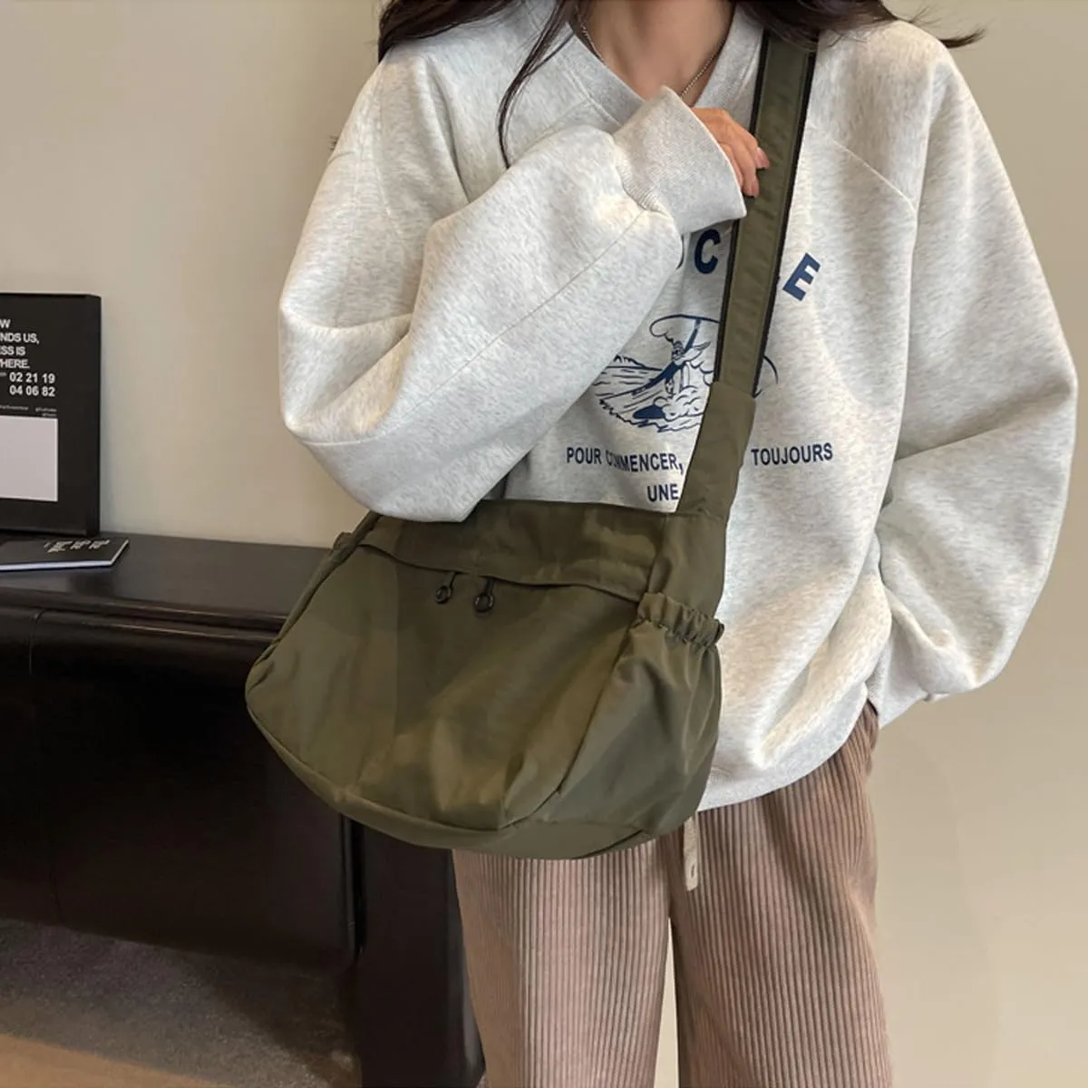 Women's casual shoulder bag, women's waterproof nylon dumpling bag, crossbody bag