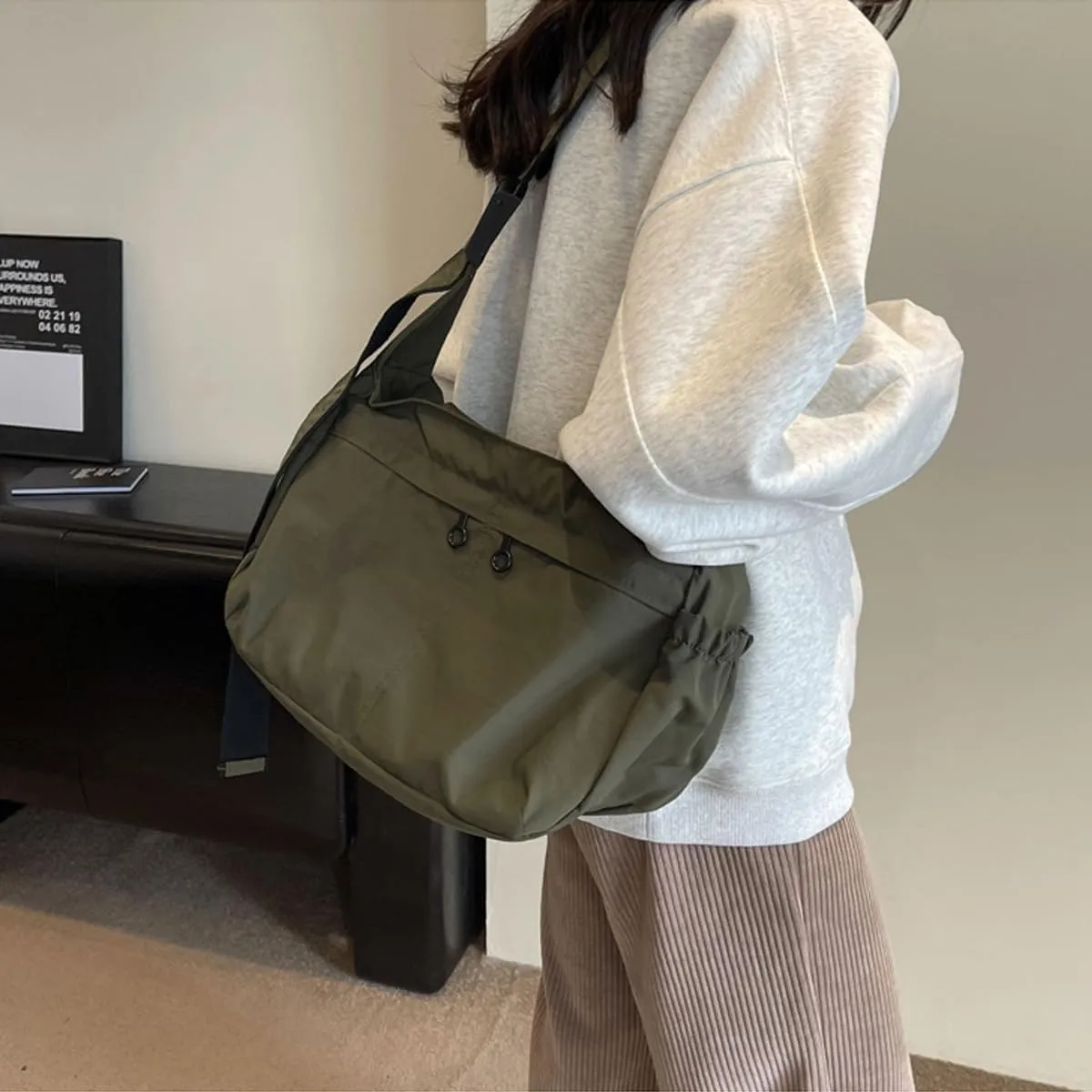 Women's casual shoulder bag, women's waterproof nylon dumpling bag, crossbody bag