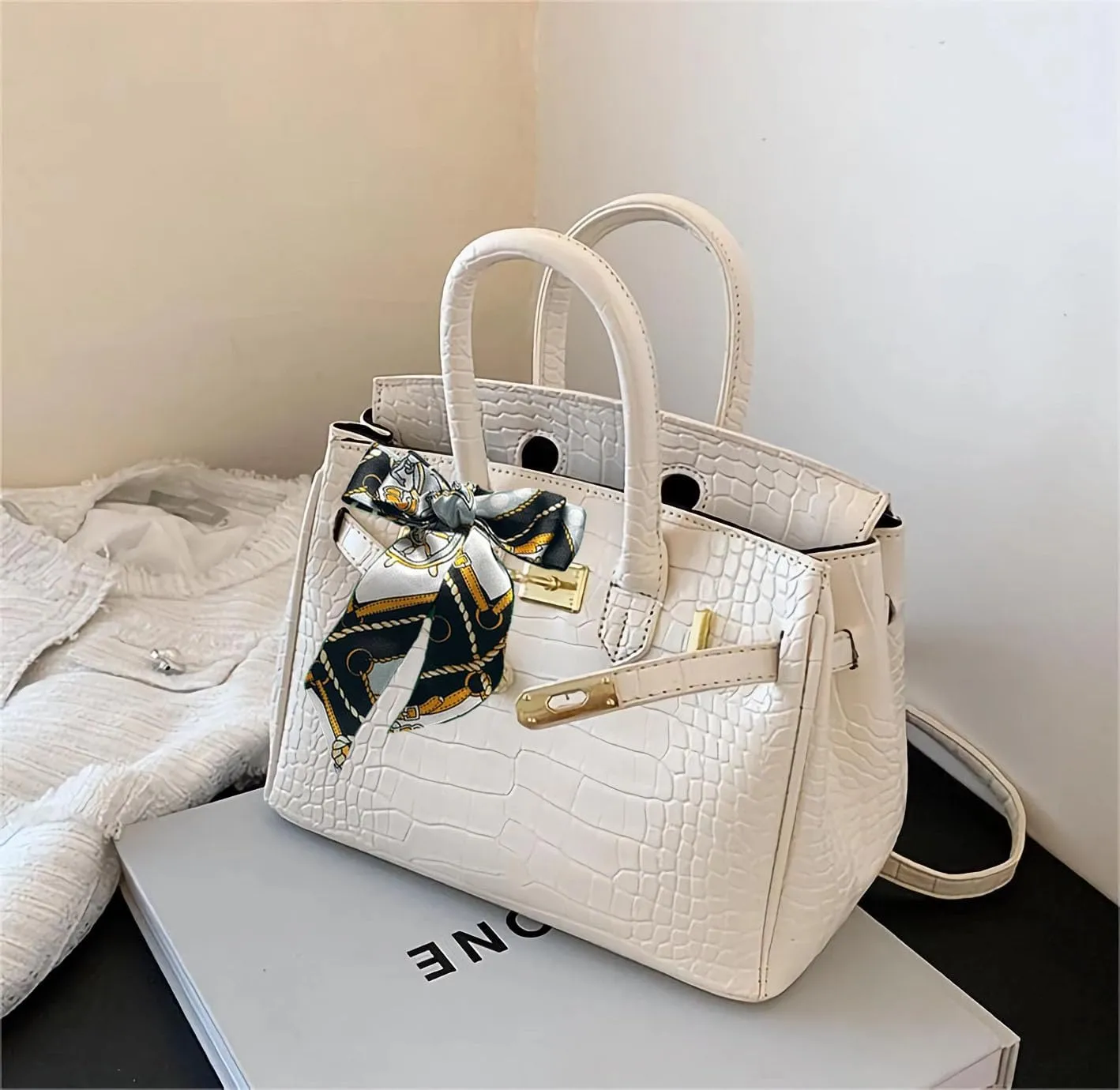 Women's large capacity underarm Purses PU shoulder bags and crossbody bag versatile handbags